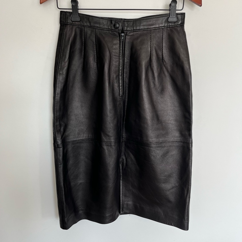 Chic Chocolate Brown Leather Pencil Skirt - Picture 5 of 5